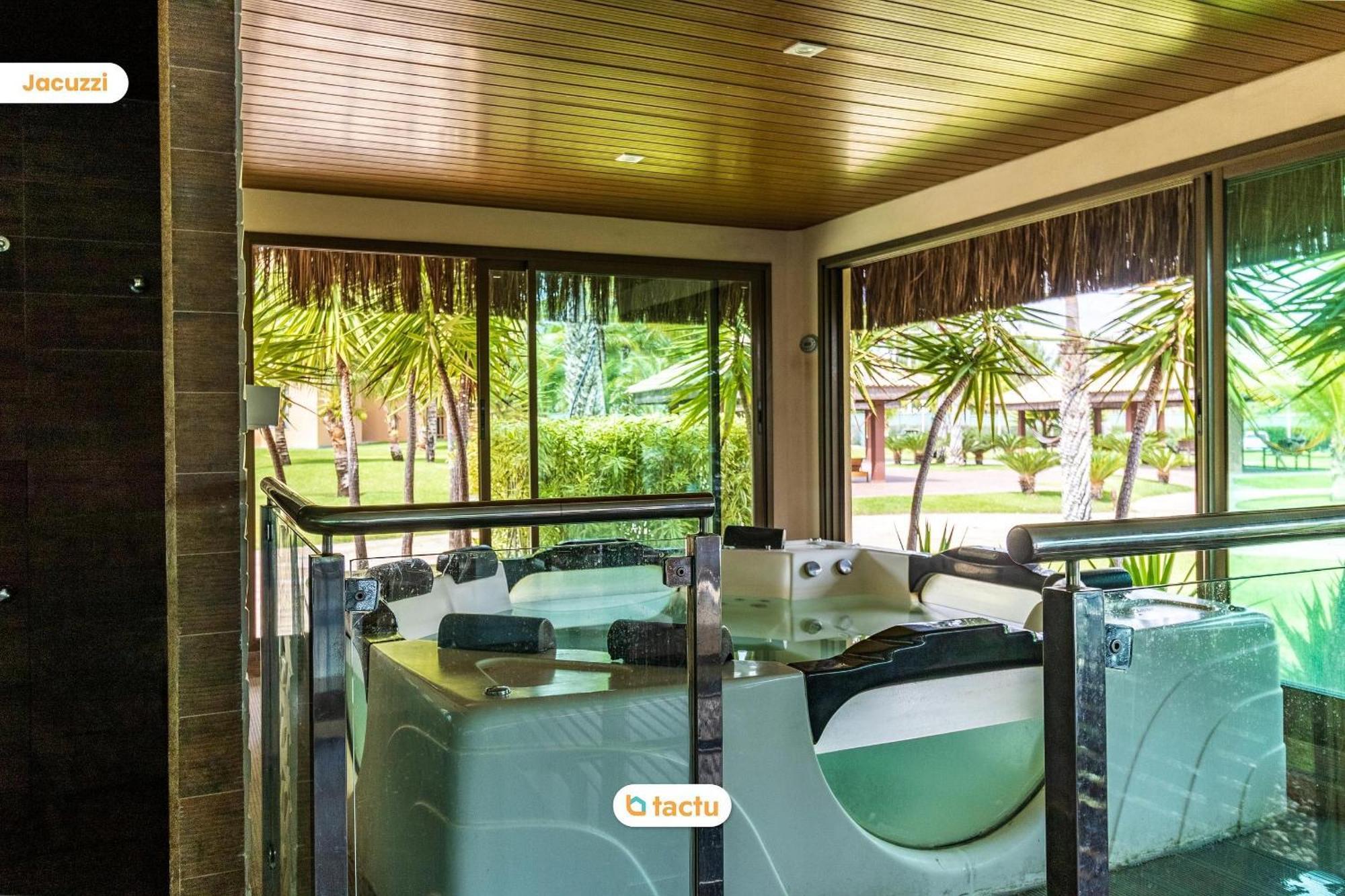 Bangalô térreo frente mar de 70 m2 com vista da praia no VG Sun Cumbuco por Tactu Exterior foto